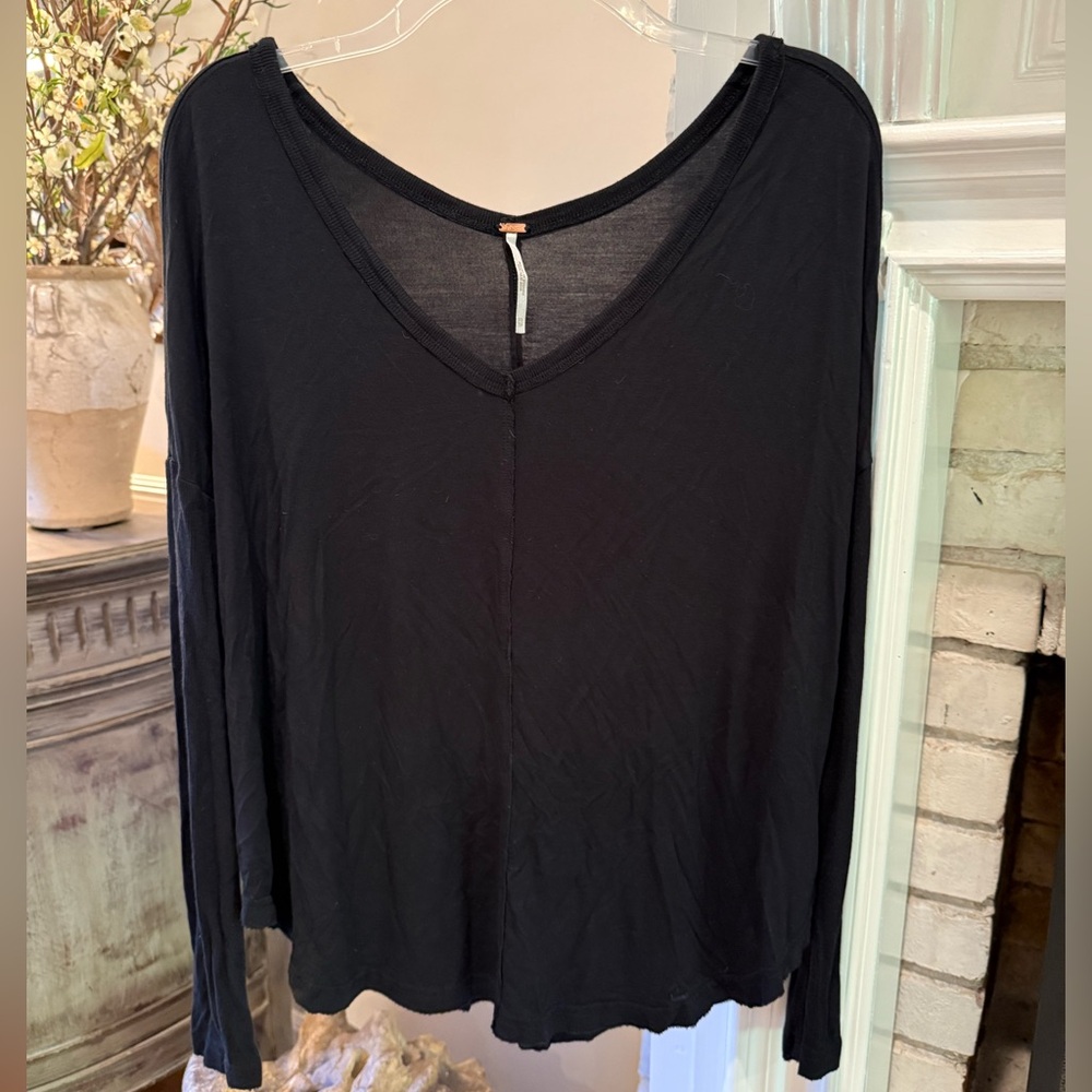 Free People Black Moonshine V Neck Long Sleeve Tunic Top loose fitting XS